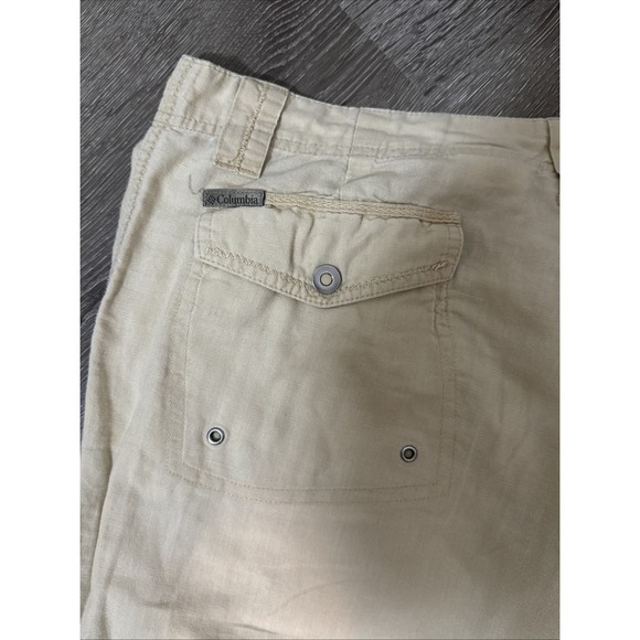 Columbia Sportswear Women's Beige Cargo Capri Hiking Pants Size 12 - Picture 5 of 6